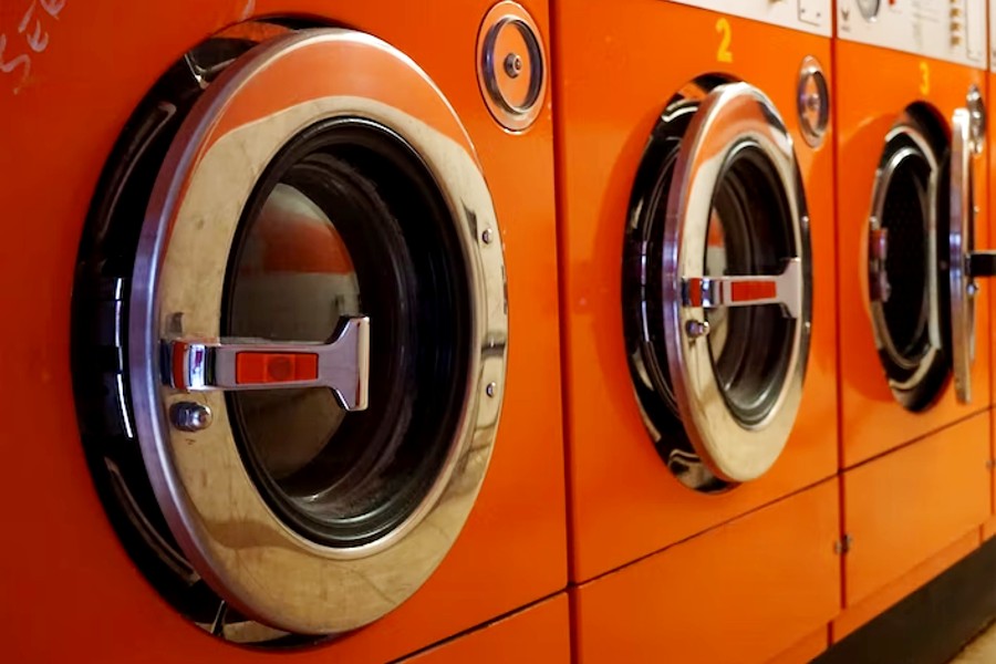 Coin Laundromat Equipment