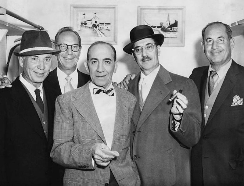 biography of the marx brothers