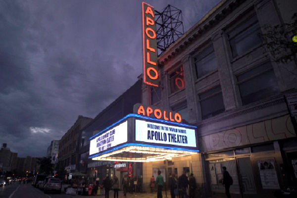 Harlem S Apollo Theater To Livestream Let S Stay In Together Benefit Concert With Dj D Nice