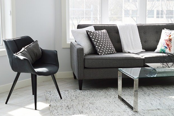 4 Tips When Choosing The Right Sofa For Your Living Room